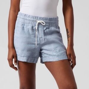 Athleta Cabo Linen 4” Pull On Shorts Size 6